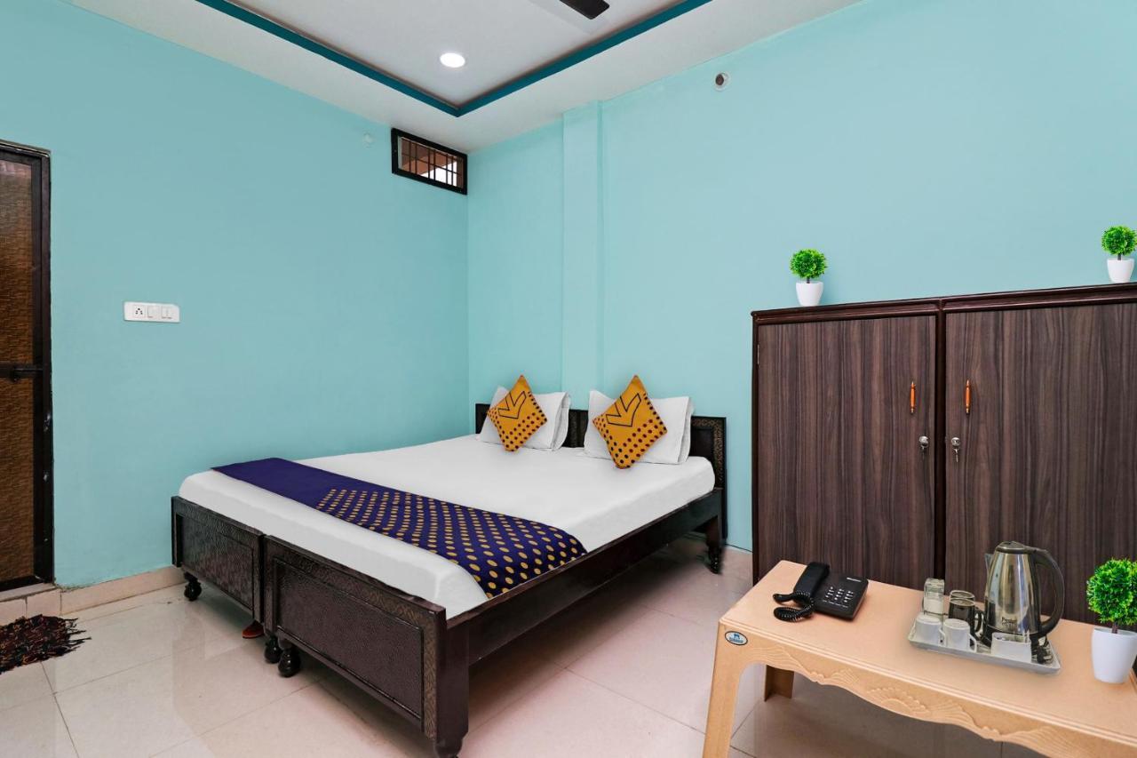 Spot On 37040 Hotel Ayushman Palace Bilāspur Εξωτερικό φωτογραφία
