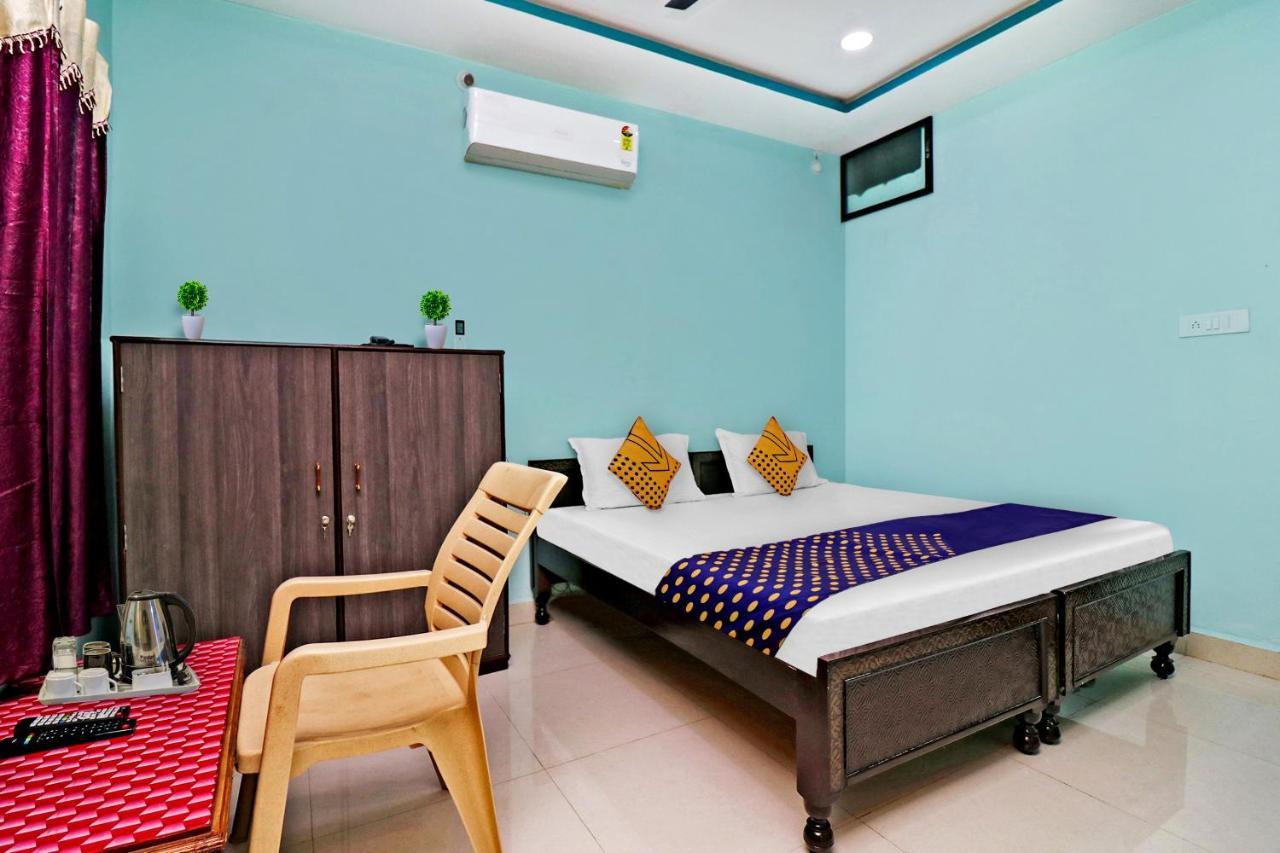 Spot On 37040 Hotel Ayushman Palace Bilāspur Εξωτερικό φωτογραφία